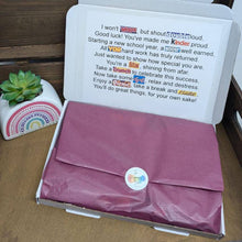 Cargar imagen en el visor de la galería, Back To School Chocolate Poem Letterbox Gift - The Happiness Box

